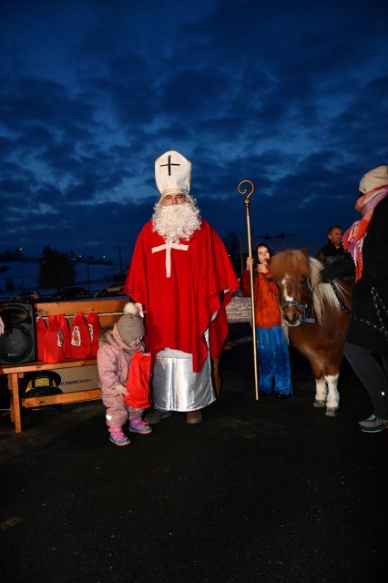Nikolausaktion beim Spielplatz am 8. Dezember 2023