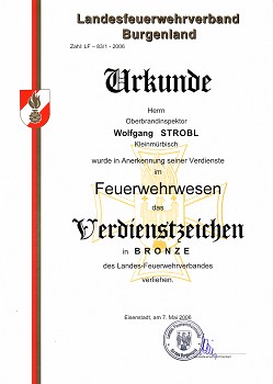 Verdienstzeichen in Bronze f&uuml;r Kdt. Wolfgang Strobl