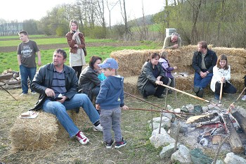 Ostereiersuche und Osterfeuer in Kleinm&uuml;rbisch