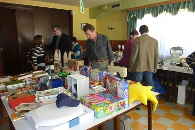 Flohmarkt der Senioren im April 2011