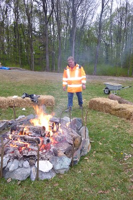 Ostereiersuche 2012 beim Spielplatz