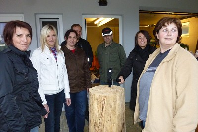 Ostereiersuche 2012 beim Spielplatz