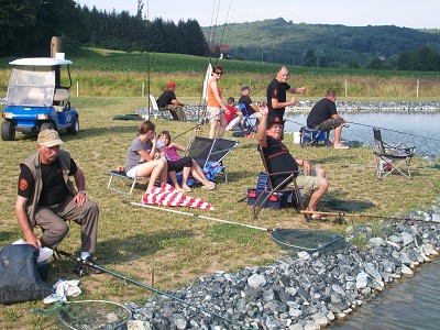 Vergleichsfischen am Fischteich