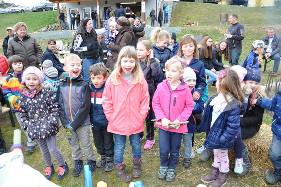 Ostereiersuche 2016 am Karsamstag beim Spielplatz Kleinm&uuml;rbisch