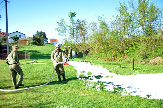 Inspektions&uuml;bung der Feuerwehr Kleinm&uuml;rbisch