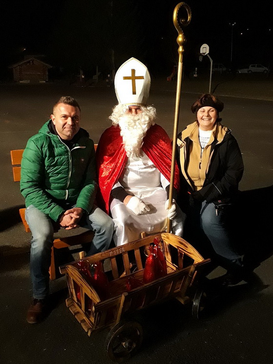 Der Nikolaus war am 7. Dezember beim Spielplatz Kleinmürbisch