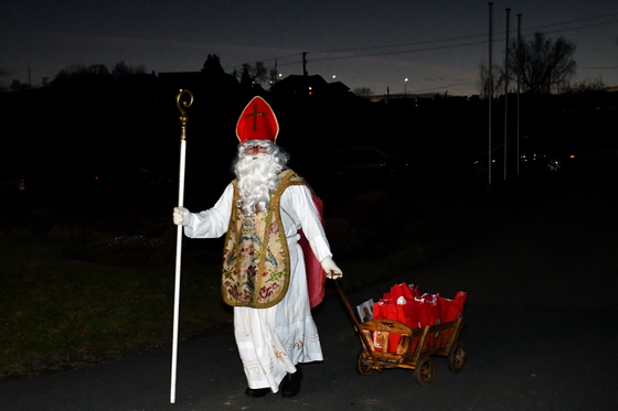 Der Nikolaus war am 7. Dezember beim Spielplatz Kleinmürbisch