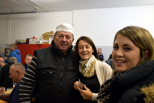 Hendlschnapsen am 9. November 2019