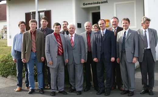 Gemeindebesuch von LH-Stv. Mag. Franz Steindl in Kleinm&uuml;rbisch am 30. Okt. 2004